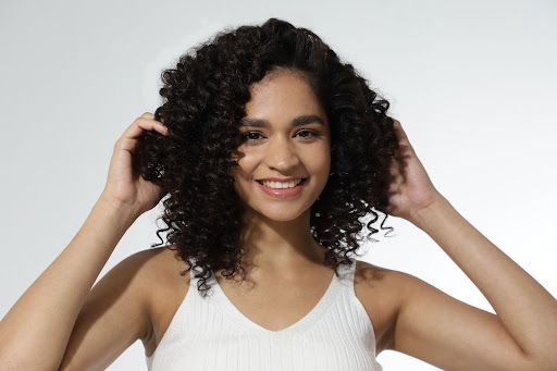 Bblunt Curly Hair Moisturizing Shampoo for Thoroughly Cleanses hair and scalp